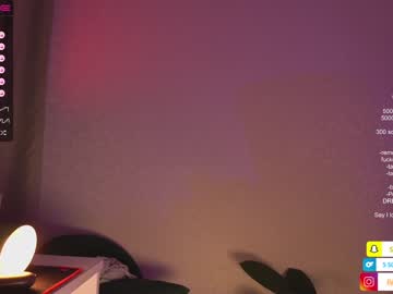 webcam girl kronniekray live cam image #5346302