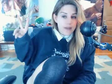 webcam tranny katiecutie_5 live cam image #1223183