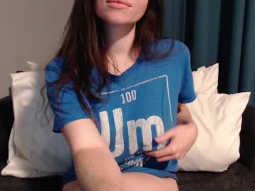 webcam girl tinyytina live cam image #10038037