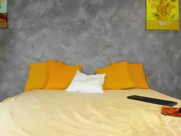 webcam girl kaylaa_fox live cam image #7176724
