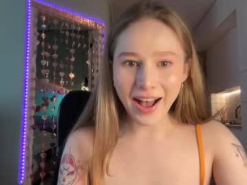 webcam girl whoisalisa live cam image #12005307
