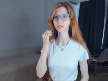 webcam girl ballarising live cam image #9688742