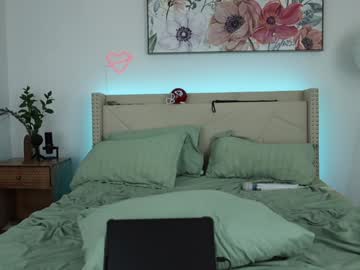 webcam couple ari_lovexo live cam image #11196189