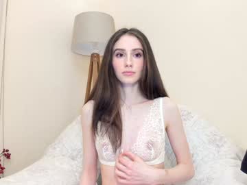 webcam girl snowww_white live cam image #11328984