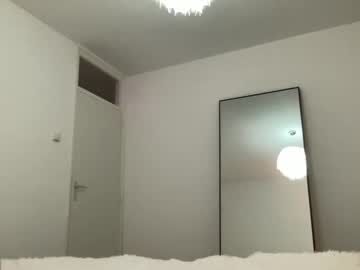 webcam girl seraveraxo live cam image #11122694