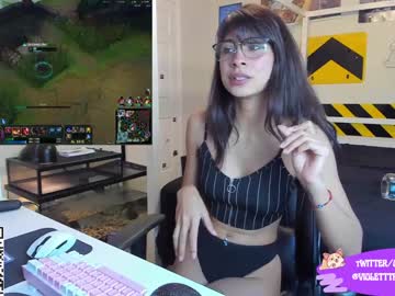 webcam girl violetttflowers live cam image #5073322