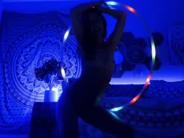 webcam girl syriahsage live cam image #2292552