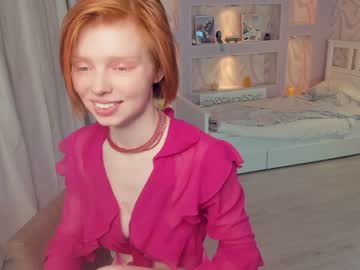 webcam girl gingers_hugs live cam image #8059513