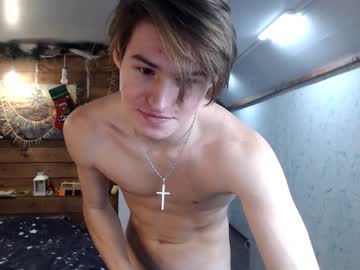 webcam man peanut_boy live cam image #1260410