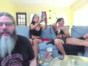webcam couple cheeseburgerjesus live cam image #957708