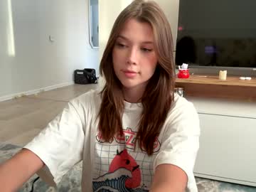 webcam girl bitter_moon live cam image #10015845