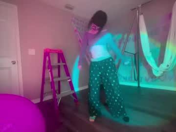 webcam girl hexivu live cam image #10263620