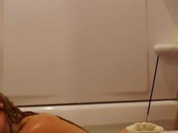 webcam girl crimsonxrapture live cam image #328938