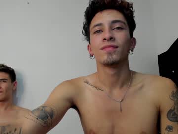 webcam couple dominic_radccliffe live cam image #217989