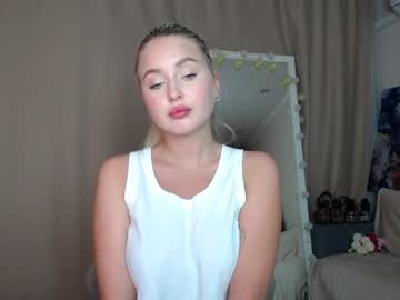 webcam girl cute18cute live cam image #2787010