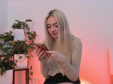 webcam girl elizabeth__gray live cam image #4582506
