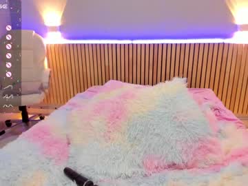 webcam girl little_effy18 live cam image #8619667