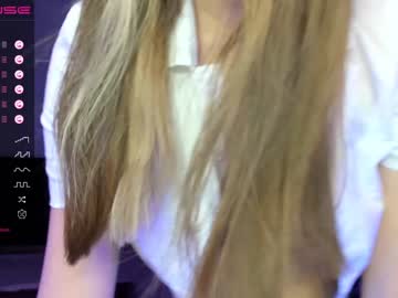 webcam girl deniseone live cam image #3351488