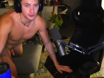 webcam man brentonverde live cam image #10906672