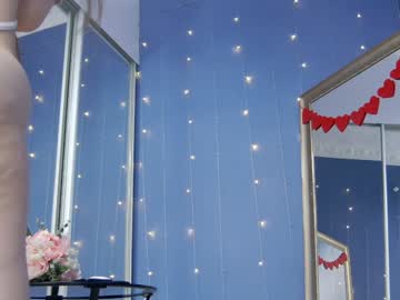 webcam girl kriskras__ live cam image #10579781