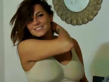 webcam couple nicolle_jenkins live cam image #8886056