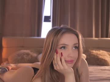 webcam girl alissa_wxw live cam image #12704631
