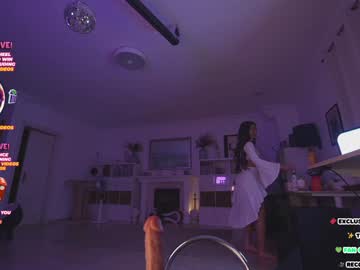 webcam girl hannahjames710 live cam image #12842748