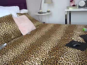 webcam girl erikabee live cam image #2698071