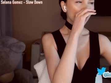 webcam girl hollyextra live cam image #2568825