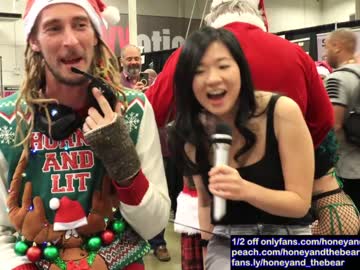 webcam couple honeyand_thebear live cam image #893972