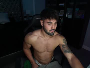 webcam man creamybros live cam image #5483564