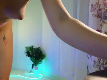webcam girl molly__meow live cam image #10234718