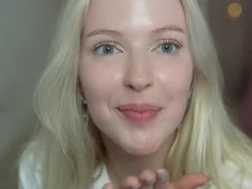webcam girl my_stella live cam image #12409331