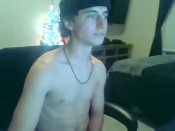 webcam man kylebrennan live cam image #11305315