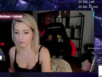 webcam girl kimilee22 live cam image #4320241