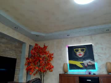 webcam girl raquelle_star live cam image #5964516