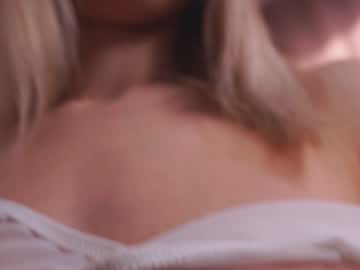 webcam girl variety_moments live cam image #11805011