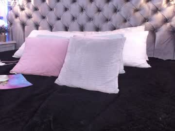 webcam girl naomii_soto live cam image #9786279