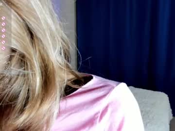 webcam girl lilla_cutie live cam image #8601552