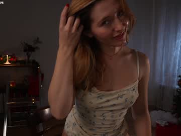 webcam girl alisonrouge live cam image #11372909