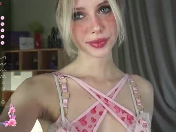 webcam girl audreycarvin live cam image #12435786