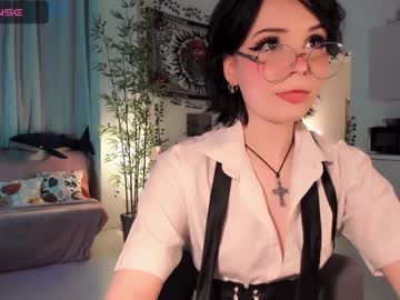 webcam girl ronnie_neko live cam image #8446562