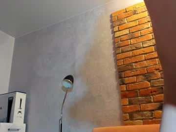 webcam couple mila_polly_and_forester live cam image #942466