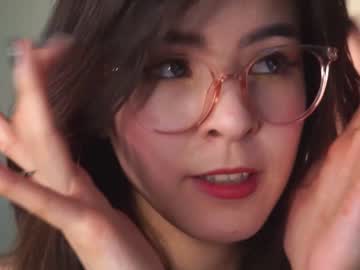 webcam girl amandamedrano live cam image #6052623