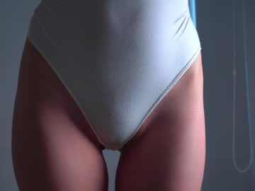 webcam girl houseofkei live cam image #1984382