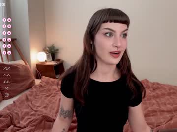 webcam girl lazylittlething live cam image #9475914