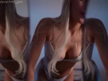 webcam girl peach_me live cam image #655079