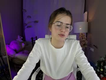 webcam girl zlata_luna live cam image #996998