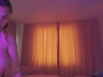 webcam girl aveksmr live cam image #3751658