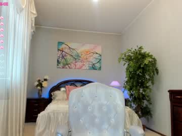 webcam girl flower_nicole live cam image #9500411